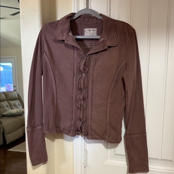 We the Free button up brown - Picture 2 of 3